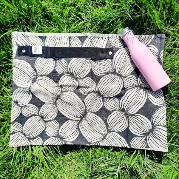 Pet-O-Sec fleuri noir gris